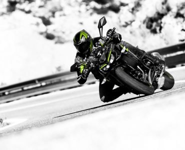 kawasaki z1000 r edition apertura