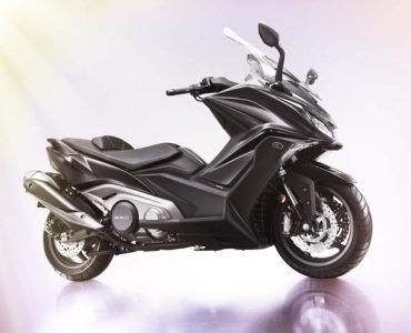 KYMCO AK 550