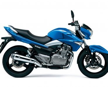 SUZUKI INAZUMA 250