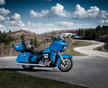HARLEY-DAVIDSON ROAD GLIDE