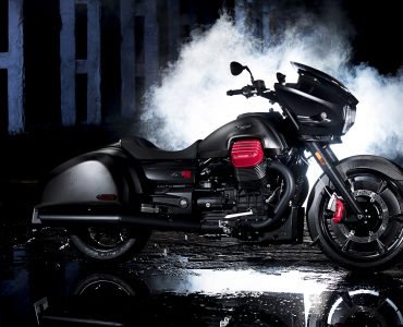 MOTO GUZZI MGX-21