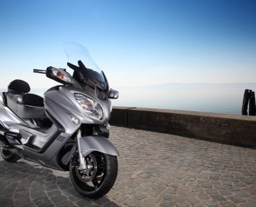 SUZUKI BURGMAN 650 EXECUTIVE