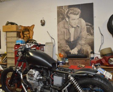 CALIFORNIA RACER GARAGE