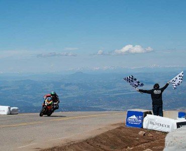 aprilia tuono