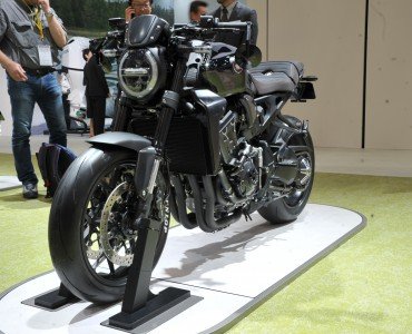 cb 1000 r