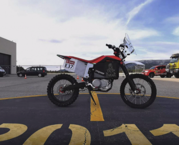 tacita t-race