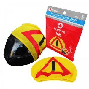 Un'ottima alternativa al triangolo rigido: una sacchetta salvaspazio (si inserisce comodamente in quasi tutti i sottosella) e trasforma il casco in un triangolo di emergenza, proteggendolo al contempo dallo sporco dell'asfalto.