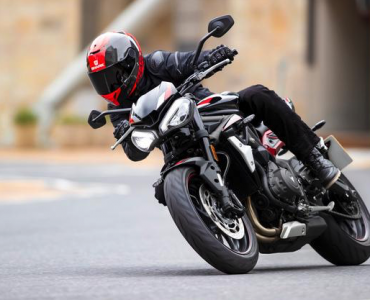 street triple r