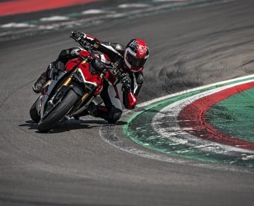 DUCATI STREETFIGHTER V4
