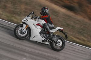 Panigale V4