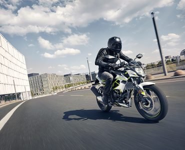 z125