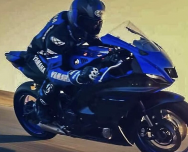 Yamaha R7 2022