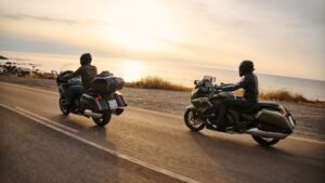 BMW K1600