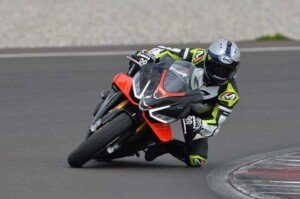 Aprilia RSV4