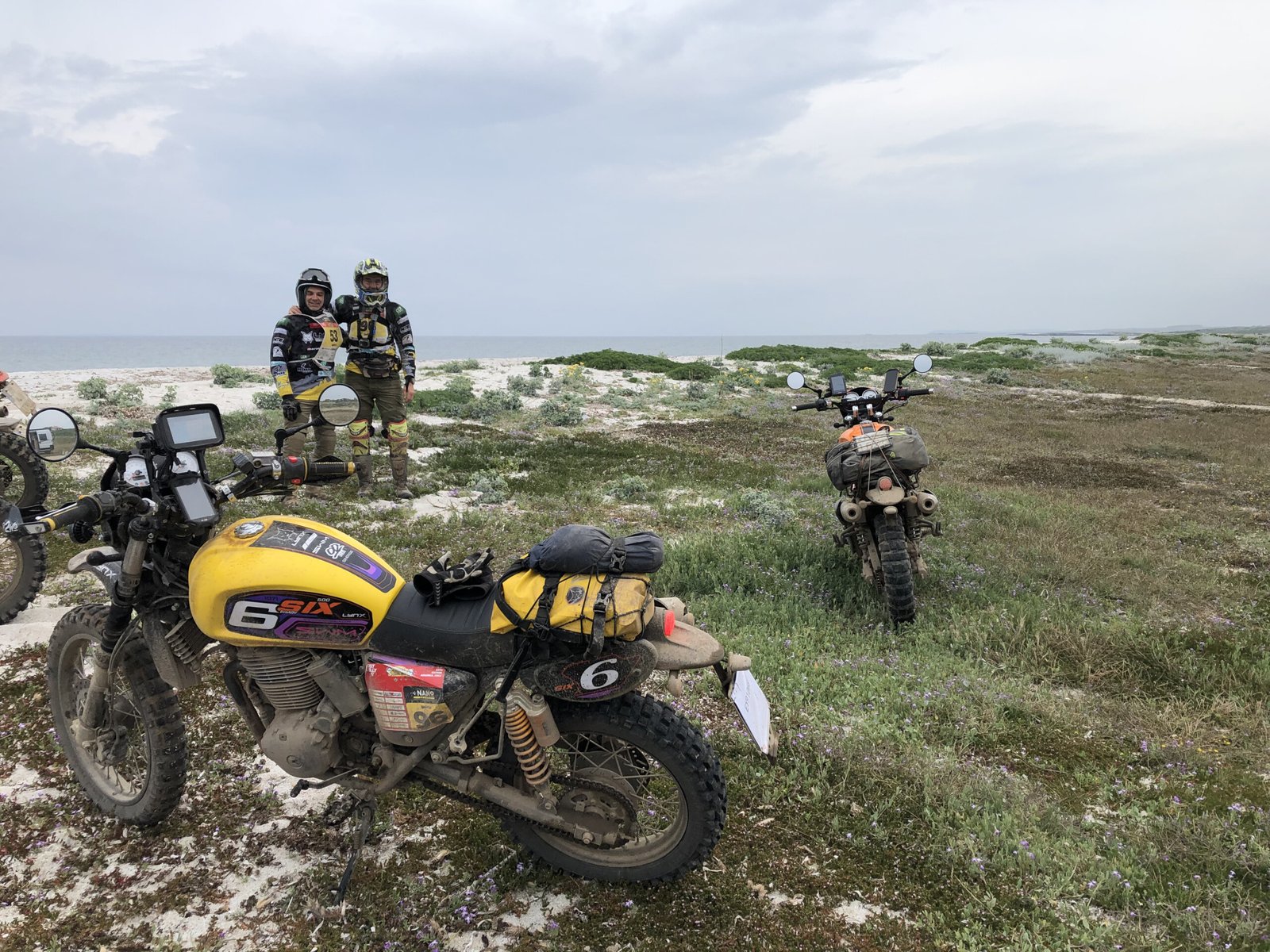 Da casa al Sardegna Rally Legend e ritorno con uno zaino e la SWM Six6 ...